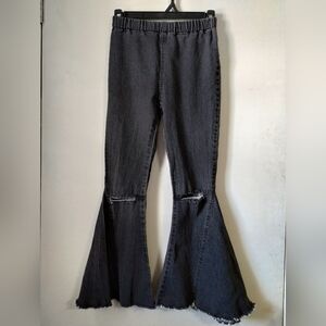 Stylish Black Flared Women Jeans